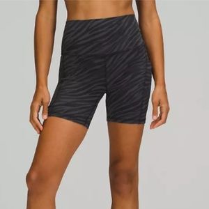 Lululemon Align High-Rise Short with Pockets 6" Size 2